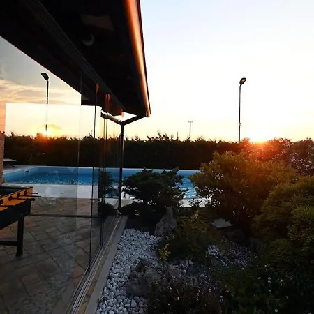 Con Piscina Vicino A Matera * Miglionico