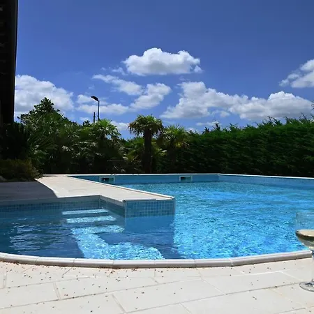 Villa Con Piscina Vicino A Matera