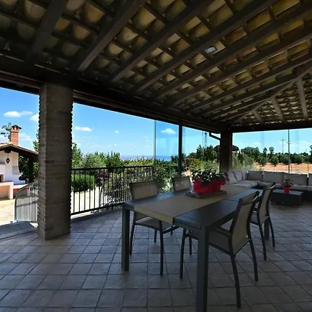 Villa Con Piscina Vicino A Matera